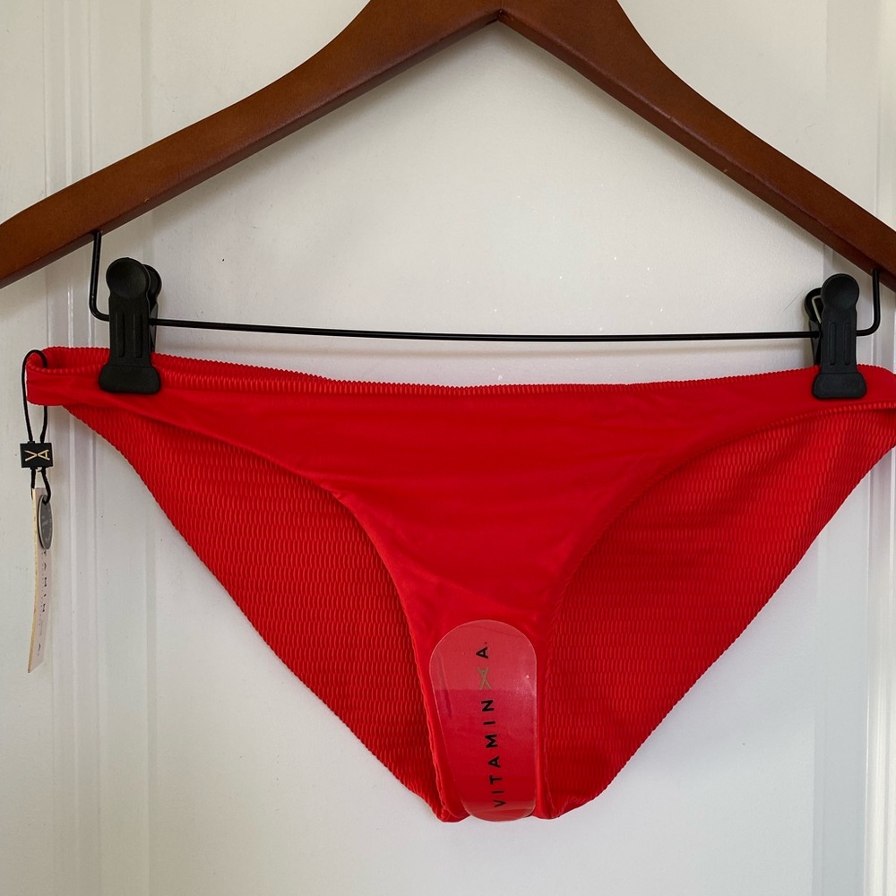 Vitamin A Red Reversible High Leg Cheeky Bikini Bottom Size L - Picture 13 of 15